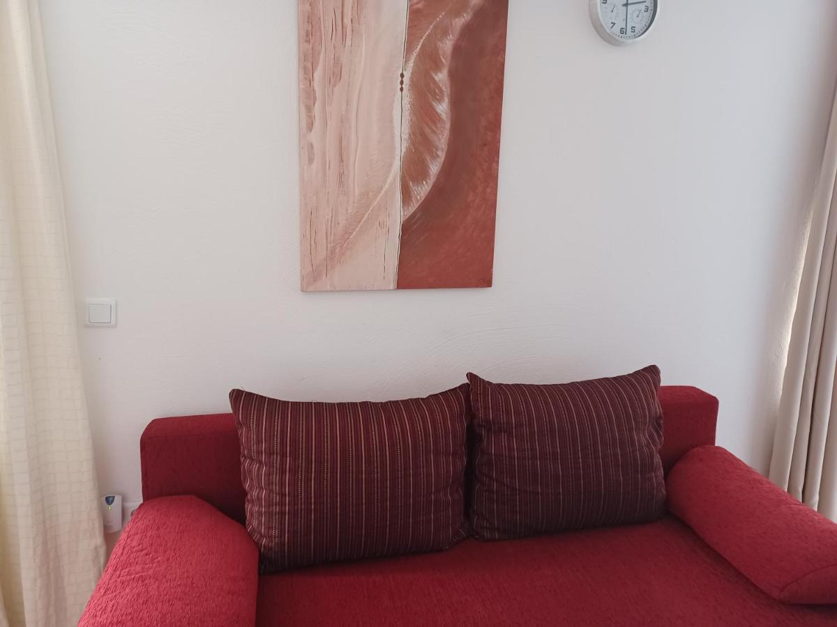 Ehemalige Bibliothek Apartment Fuer 2 Mit Kueche Kamin Netflix Parken Und Hofladen Steinhofel 外观 照片
